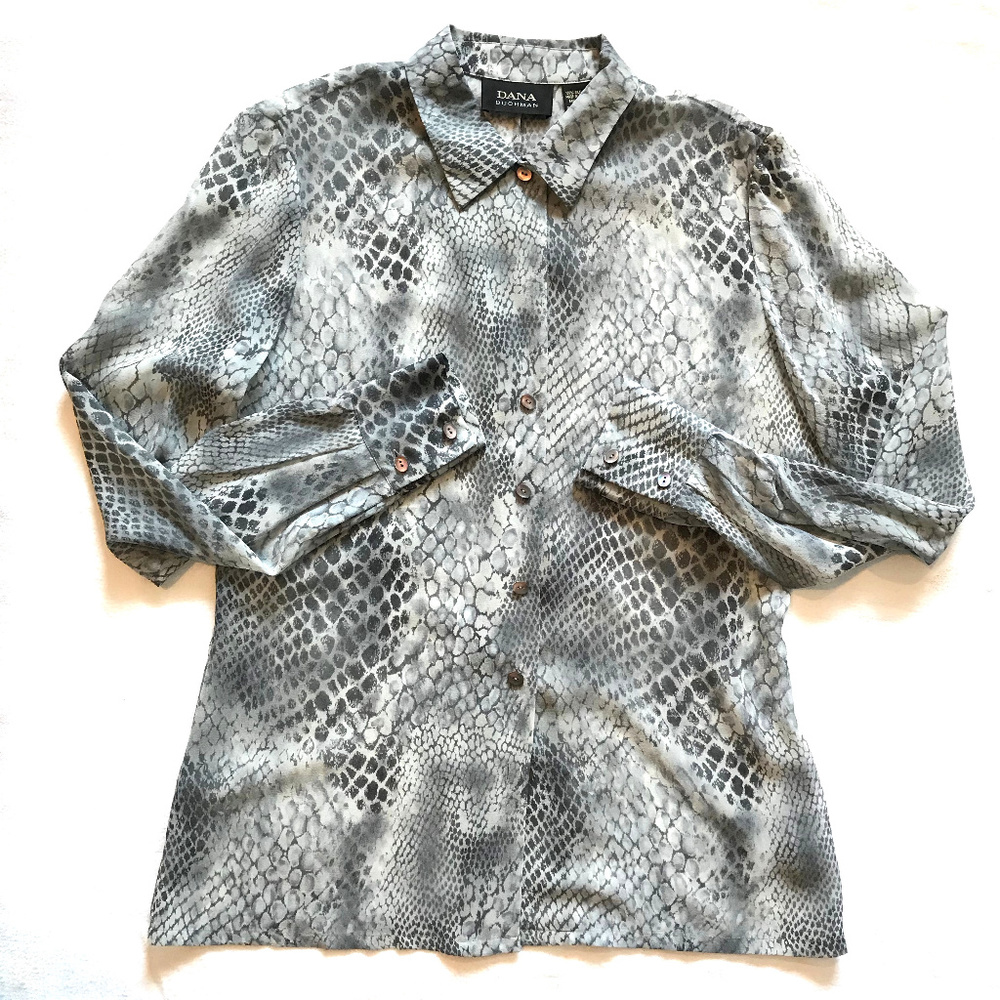 Dana Buchman Luxury Gray Reptile Print Silk Blouse
